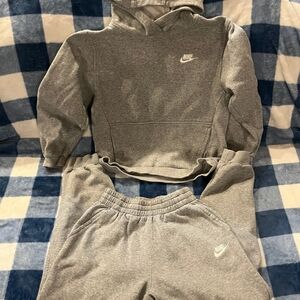 Nike Kids Sweatsuit Boys Size Large 14-16 Grey White Logo